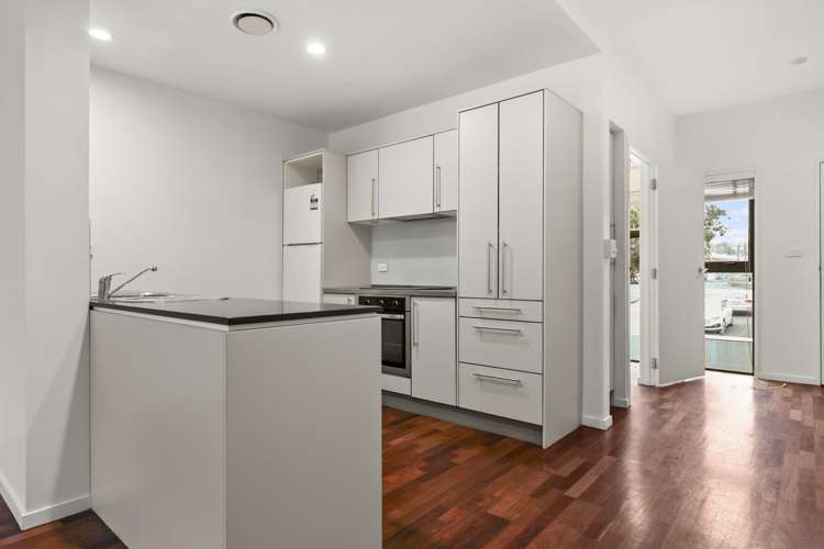 2/55 Mahuhu Crescent_3