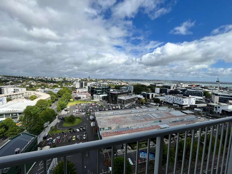 1235/72 Nelson Street Auckland Central_11