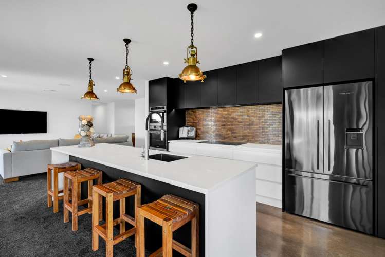 90 Peters Road Egmont Village_6