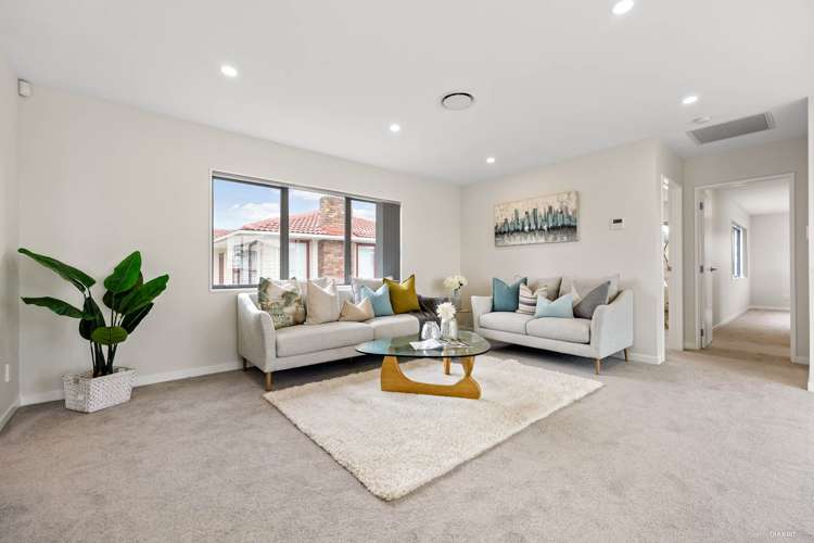 12a Sheridan Drive New Lynn_14