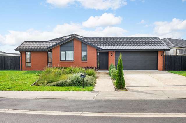 Modern Easy Living! - Perfect for Growing Families