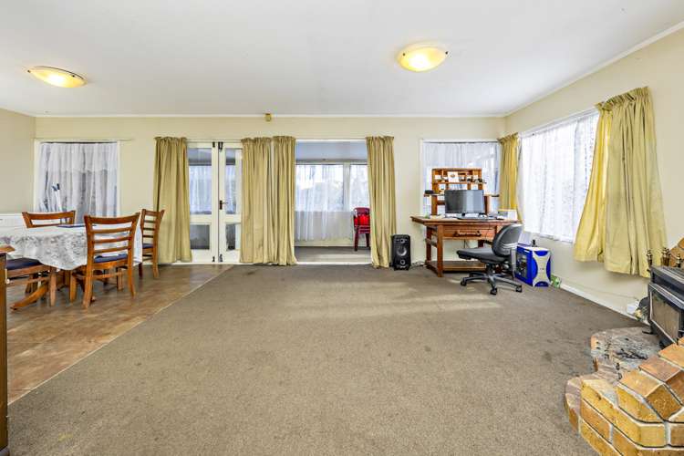 42 Sikkim Crescent Clover Park_3