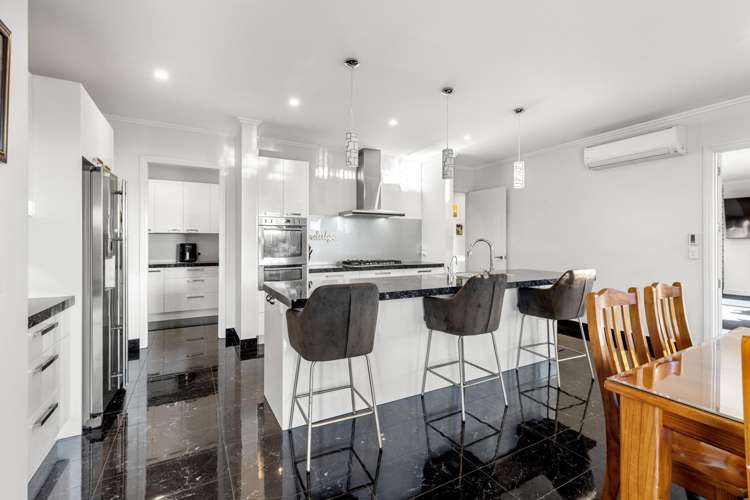 7 Shillingford Boulevard Rolleston_8