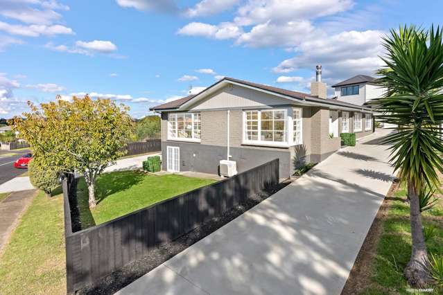 11 Borrowdace Avenue Botany Downs_1