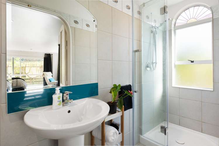 1349 Queen Charlotte Drive Anakiwa and Surrounds_11