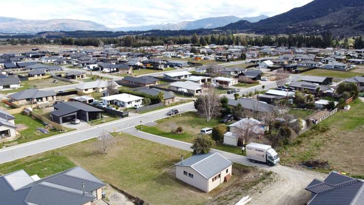 29 Woodpecker Street Lake Hawea_4