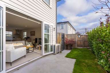 4/33 Dickens Street_2