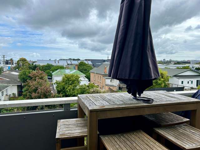 328/26 Morningside Drive Morningside_4