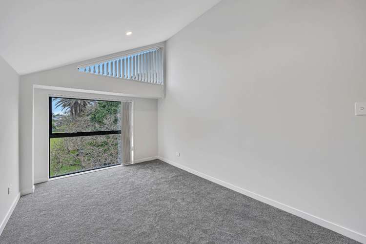 8/245 Gillies Ave Epsom_13