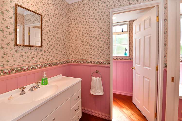 4 Amberly Rise Helensville_11