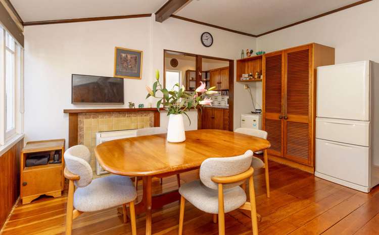 73 Marine Parade Eastbourne_18
