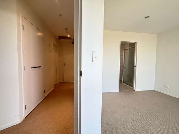 4a/84 Gunner Drive Te Atatu Peninsula_5