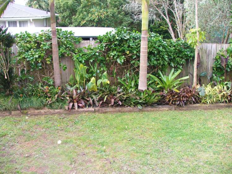 18 Ayrton Street Te Atatu South_2