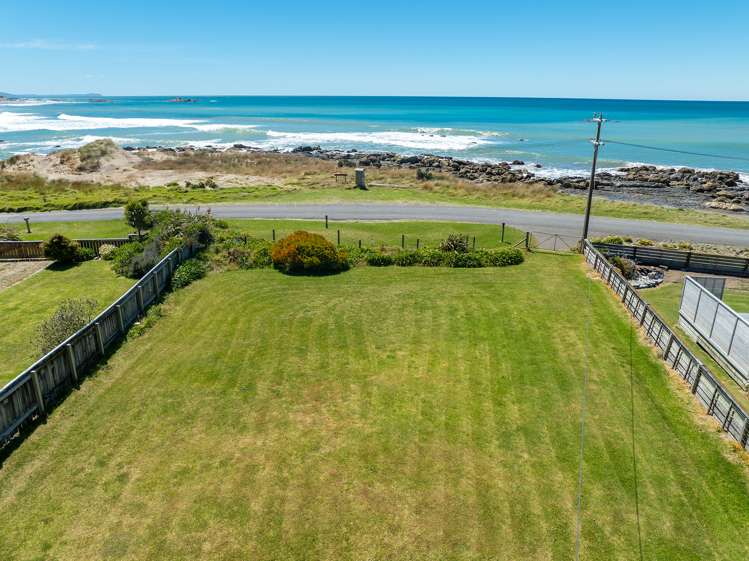 1129 Mataikona Road Mataikona_15