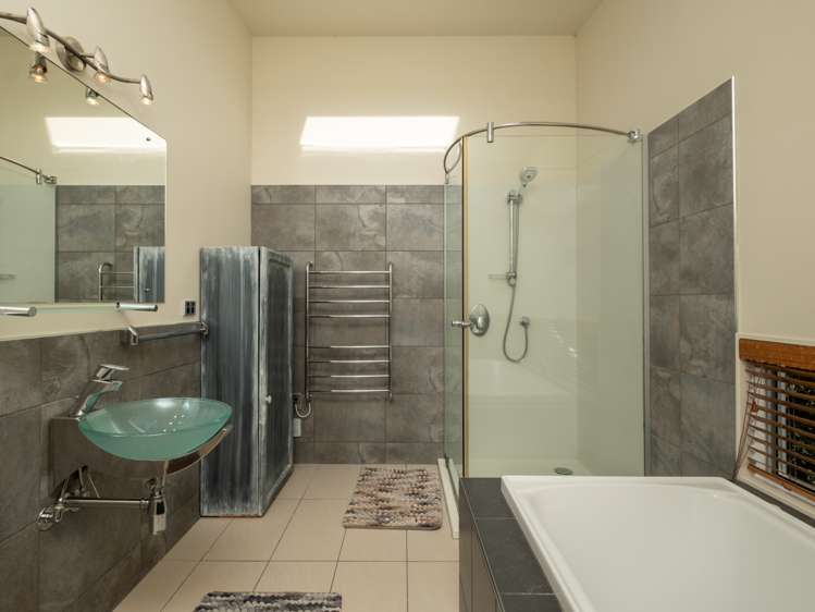 56a Moana Road Okitu_15