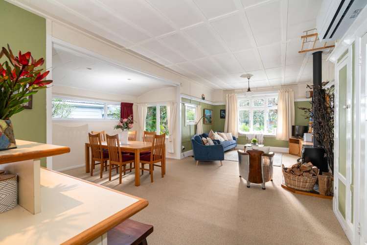 68 Wellington Road Paekakariki_1