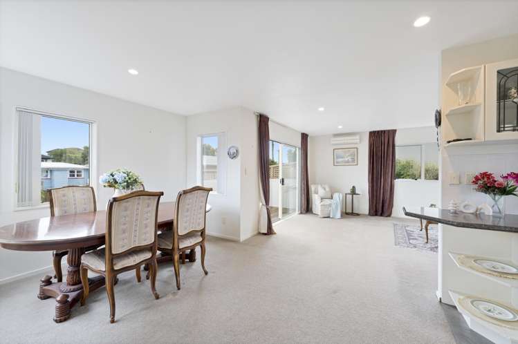 1/210a East Coast Road Forrest Hill_6