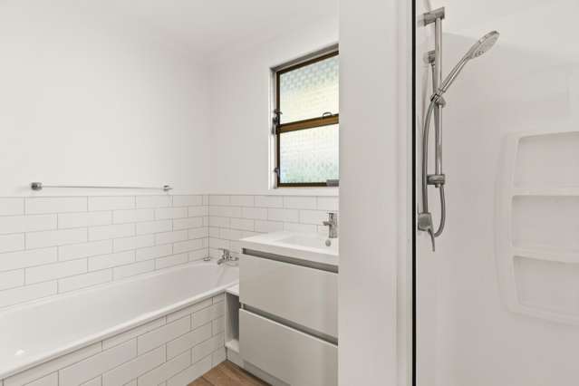 2/50A Vigor Brown Street Napier South_2
