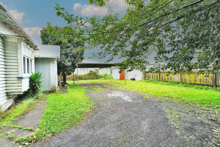 8 Cassidy Street Hamilton East_10