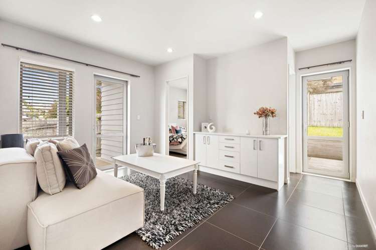 6 Bintulu Place Fairview Heights_11