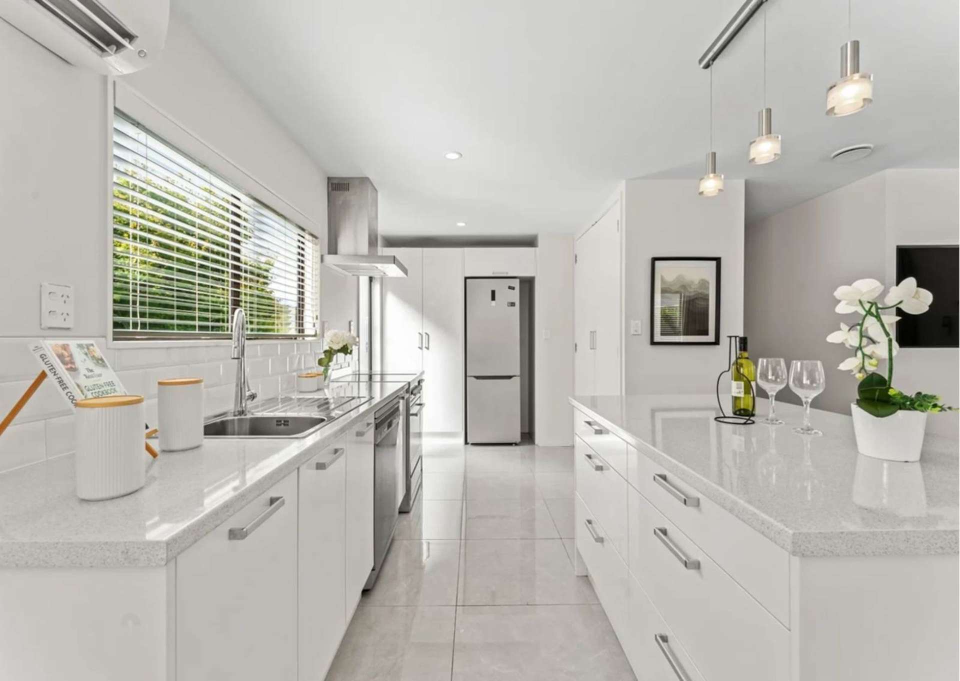 2/1B Eugenia Rise Totara Heights_0