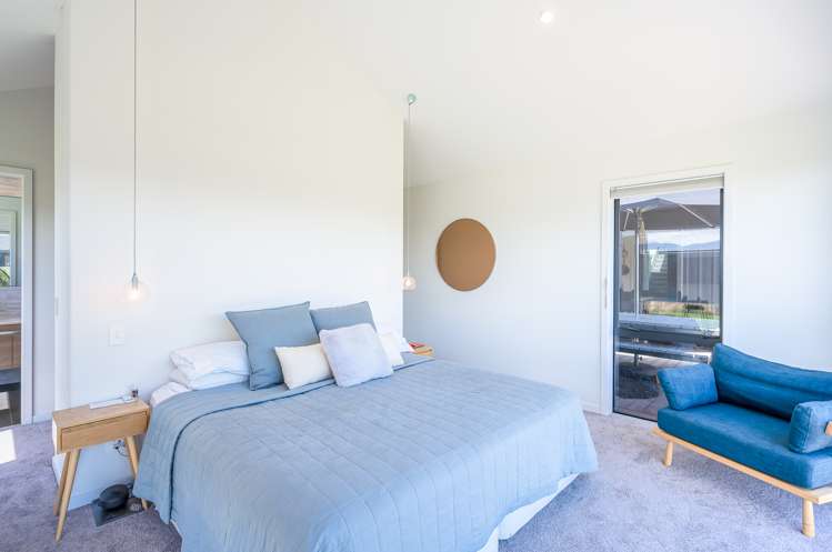 672 Aubrey Road Wanaka_13