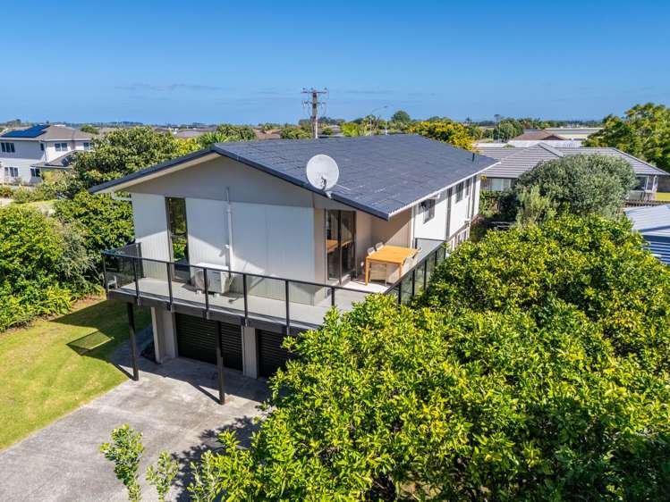 1 Shearwater Street One Tree Point_17