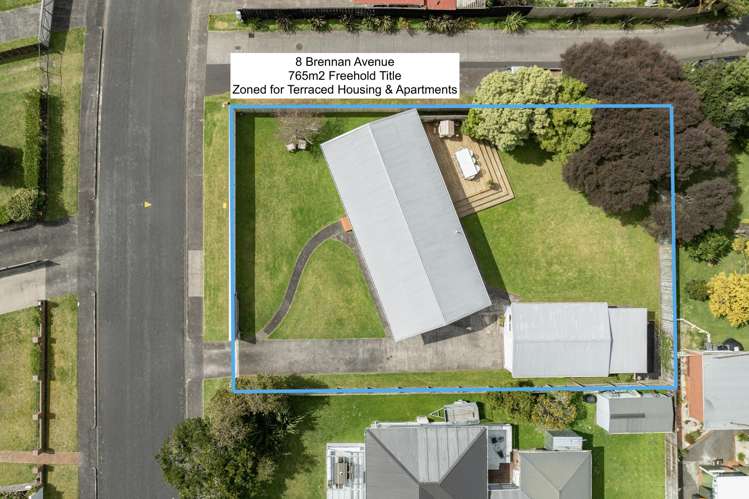 8 Brennan Avenue Te Atatu Peninsula_18