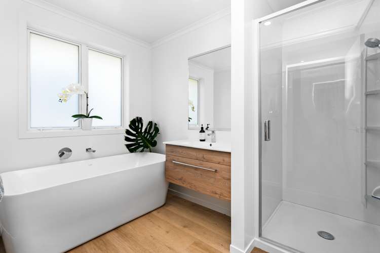 17 Powhaitere Road One Tree Point_16