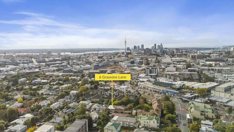 6 Graysons Lane Mount Eden_17