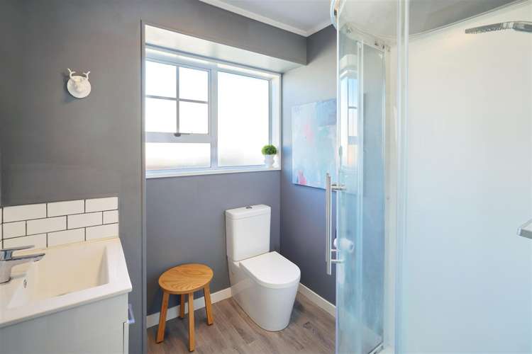 42 Cutts Road Russley_12