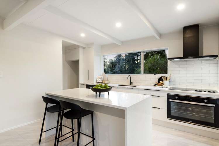 2/35a Rangatira Road Beach Haven_11