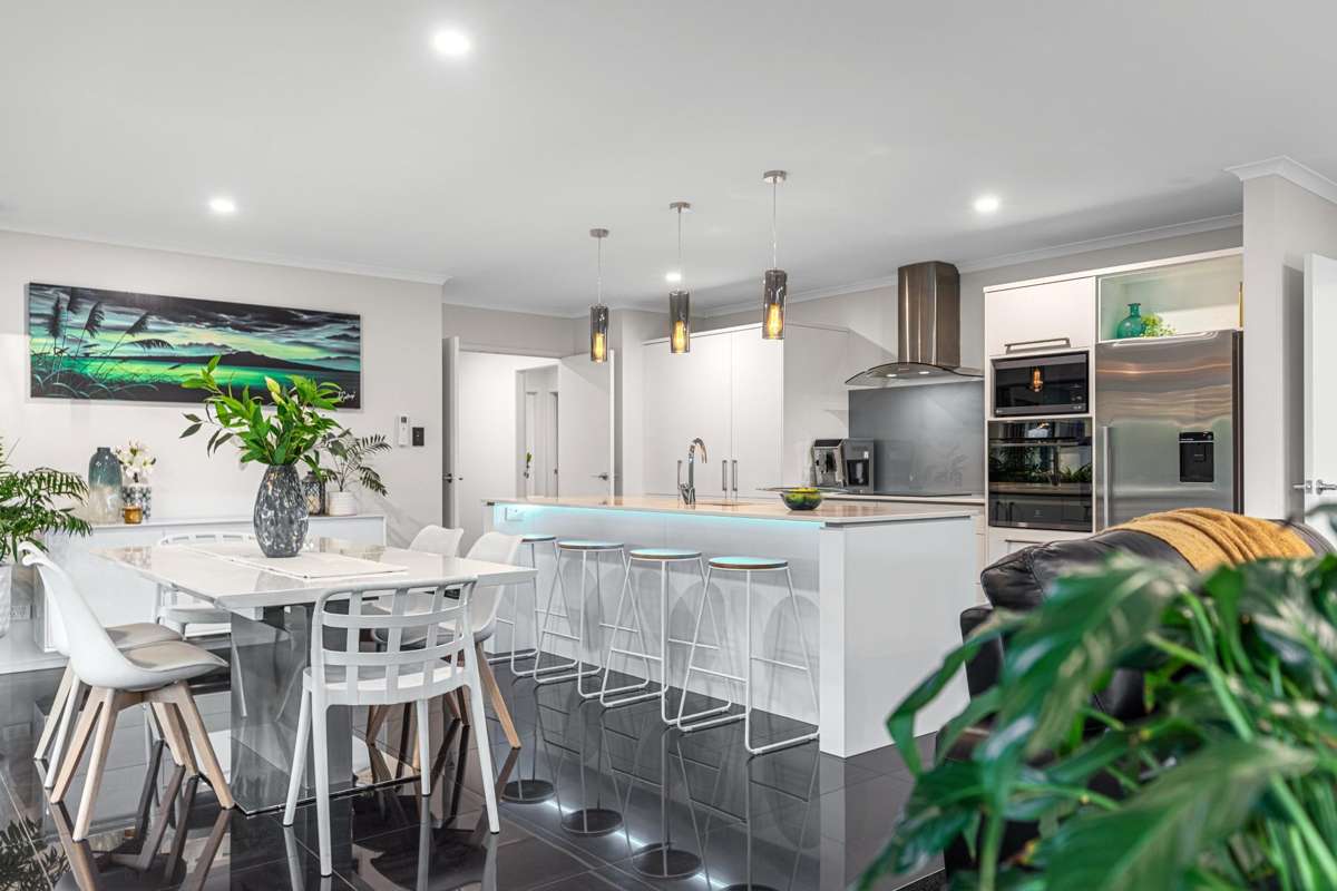 1 Royal Ascot Drive_2