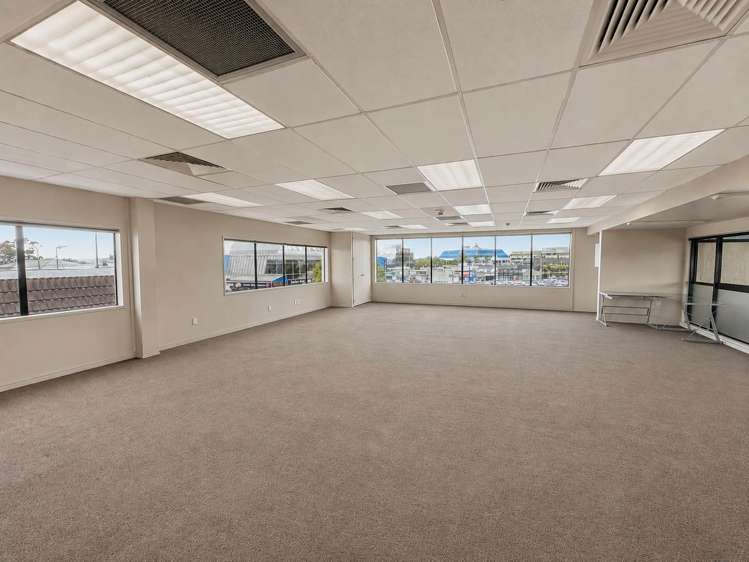 Level 2/17 Anzac Street Takapuna_2