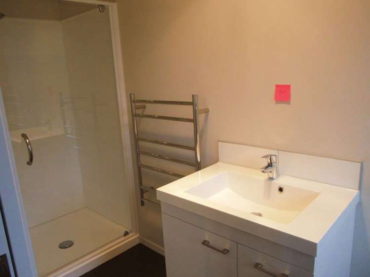 4 Austen Way Hairini_5