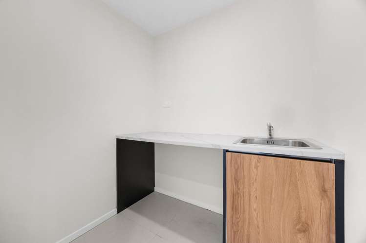 22C Brixton Road Mount Eden_14