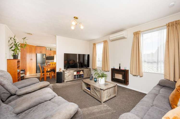 14 Jupiter Street Milson_6