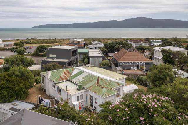 2 Manly Street Paraparaumu Beach_1