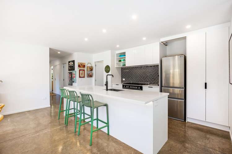 27 Smithfield Road Waikanae_4