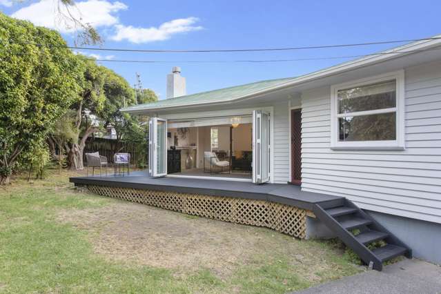 99 Beach Road Te Atatu Peninsula_1