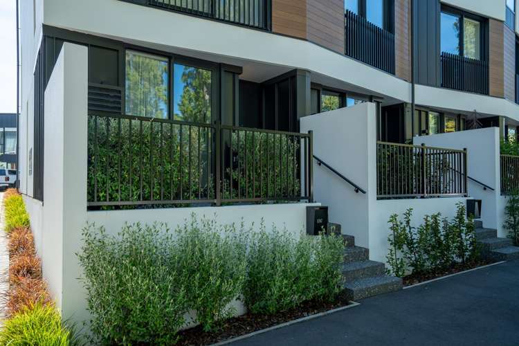 1/247 Cambridge Terrace_1