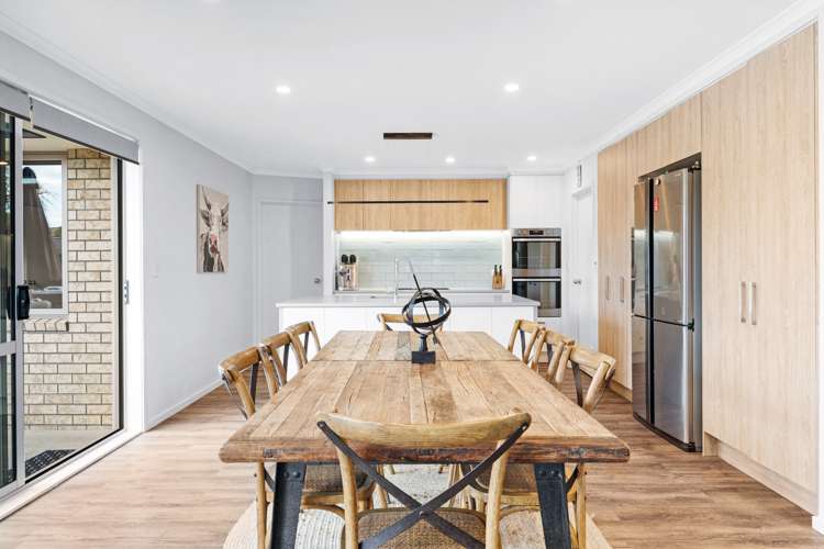 6 Gavinike Place Waimauku_10