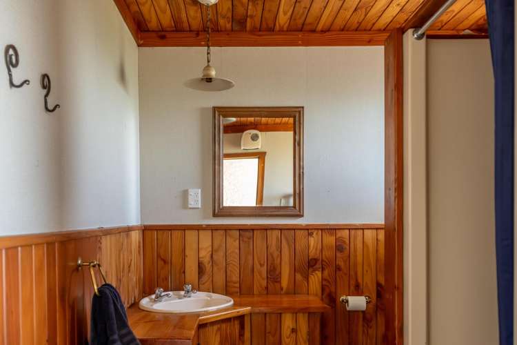 1071 Lockwood Road Kairanga_16