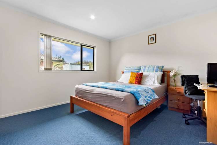 26 Rock Daisy Crescent Mangere_6