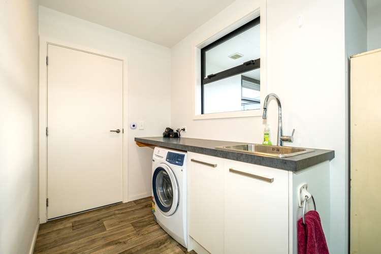 22 Meadowstone Street Gleniti_20