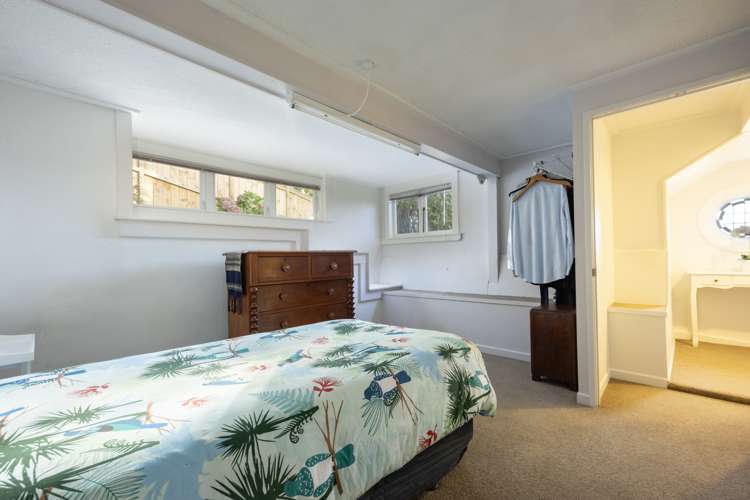 5 Budock Road Hillsborough_18