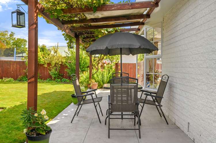 2/203 Main North Road Redwood_24