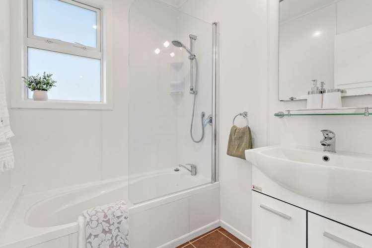 2 Oran Road Panmure_12