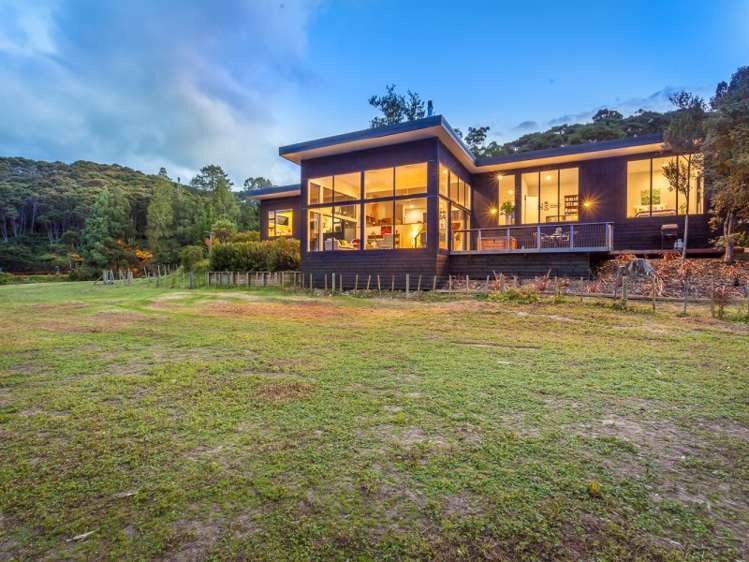 60 Sylvan Valley Avenue Titirangi_19