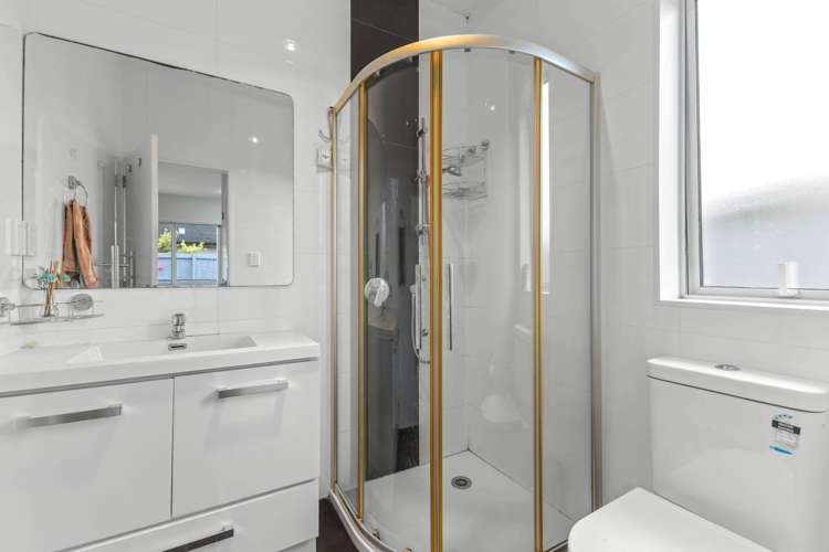 8 Dalray Avenue Takanini_11